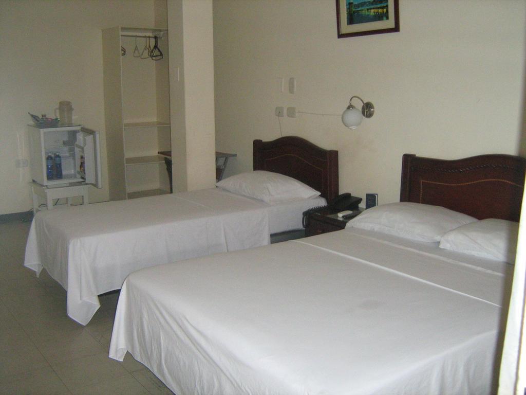Hotel Royal Plaza Флоренция Екстериор снимка